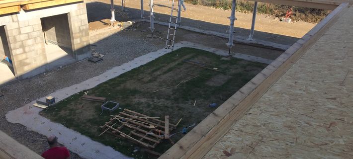 Avancement des travaux pour l'école et salle municipale de la commune des Eparres