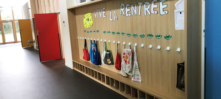 Renovation d'un groupe scolaire et construction d'une école maternelle