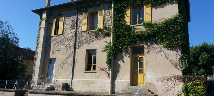 Réhabilitation d'une ancienne école en maison d'habitation