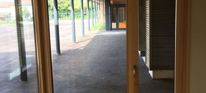 Renovation d'un groupe scolaire et construction d'une école maternelle