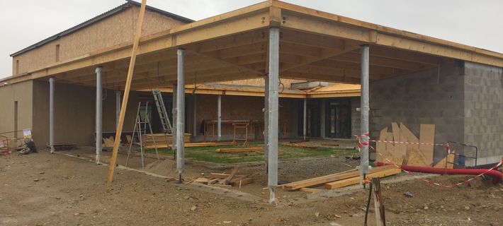 Construction d'une école et d'une salle communale