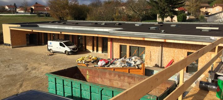 Construction d'une école et d'une salle communale