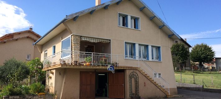 Extension et réaménagement d'une maison des années 70